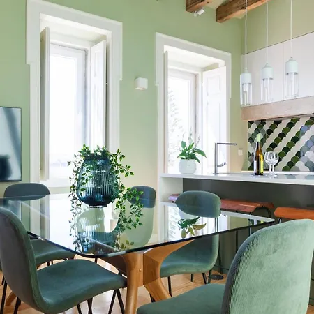 Apartament Panoramic View -3bedrs+3baths+ Balconies+ac