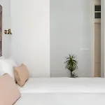 Panoramic View -3bedrs+3baths+ Balconies+ac 아파트 리스본