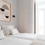 Panoramic View -3bedrs+3baths+ Balconies+ac 아파트 *