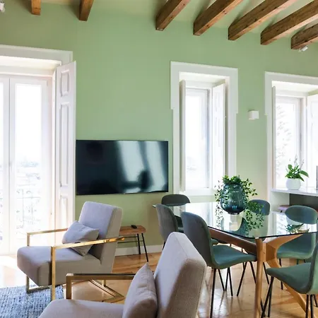 Panoramic View -3bedrs+3baths+ Balconies+ac 아파트 *