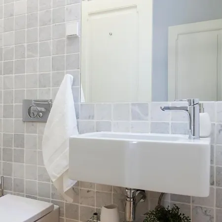 Panoramic View -3bedrs+3baths+ Balconies+ac Appartement